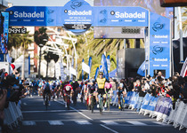 Danny Van Poppel gana la primera etapa de la 69ª Volta a la Comunitat