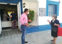 El Ayuntamiento de Peñíscola continúa esta semana con en el reparto de mascarillas para los vecinos, tras haber repartido ya en una primera entrega a los mayores de 65