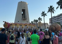 Peñíscola llega al ecuador de su Festival de Teatre al Carrer y traslada las últimas funciones a Peñismar