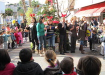 Chocolate y villancicos para dinamizar las ventas