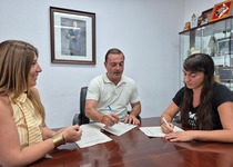El Ayuntamiento de Peñíscola y la Asociación Ménades de Irta firman un convenio de colaboración 