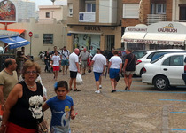 Peñíscola pone en marcha la recogida selectiva de cartón para establecimientos comerciales en el centro