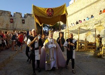 Peñíscola espera un puente de San Juan al completo