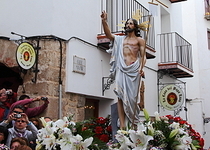 La Procesión del Encuentro cierra los actos centrales de la Pascua en Peñíscola