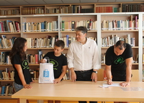 La Asociación de Comerciantes de Peñíscola sortea los premios de la segunda muestra de la XIV Fira de Botigues al Carrer