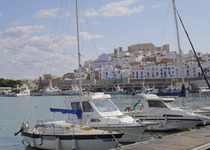 La Semana Santa en Peñíscola baja el paro hasta el 10% del total de la población activa