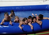 La 'Escola d'Estiu' llega a su ecuador en Peñíscola con récord de inscripciones