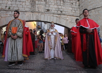 "Peñíscola, Ciudad Papal" clausura su edición más multitudinaria tras la celebración de más de 30 actividades